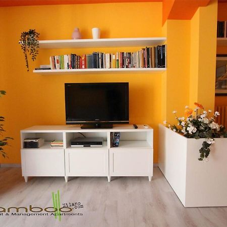 Bamboo Milano Ebro Apartment Bagian luar foto