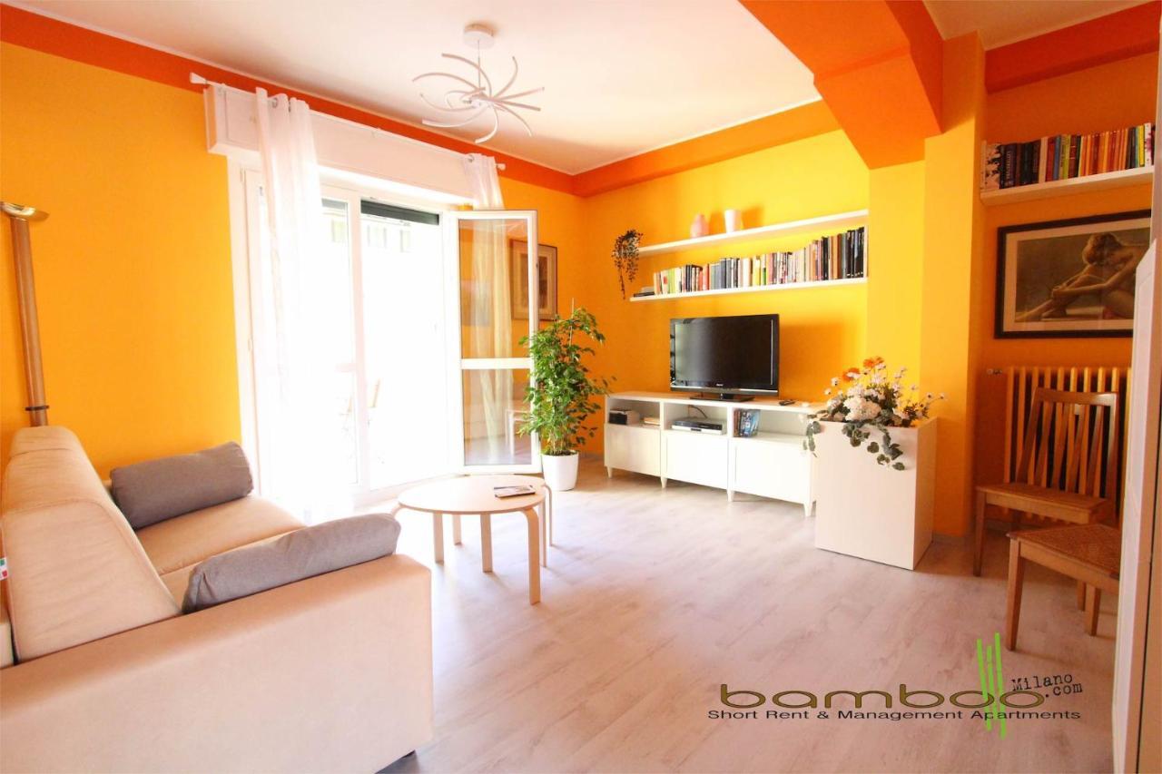 Bamboo Milano Ebro Apartment Bagian luar foto