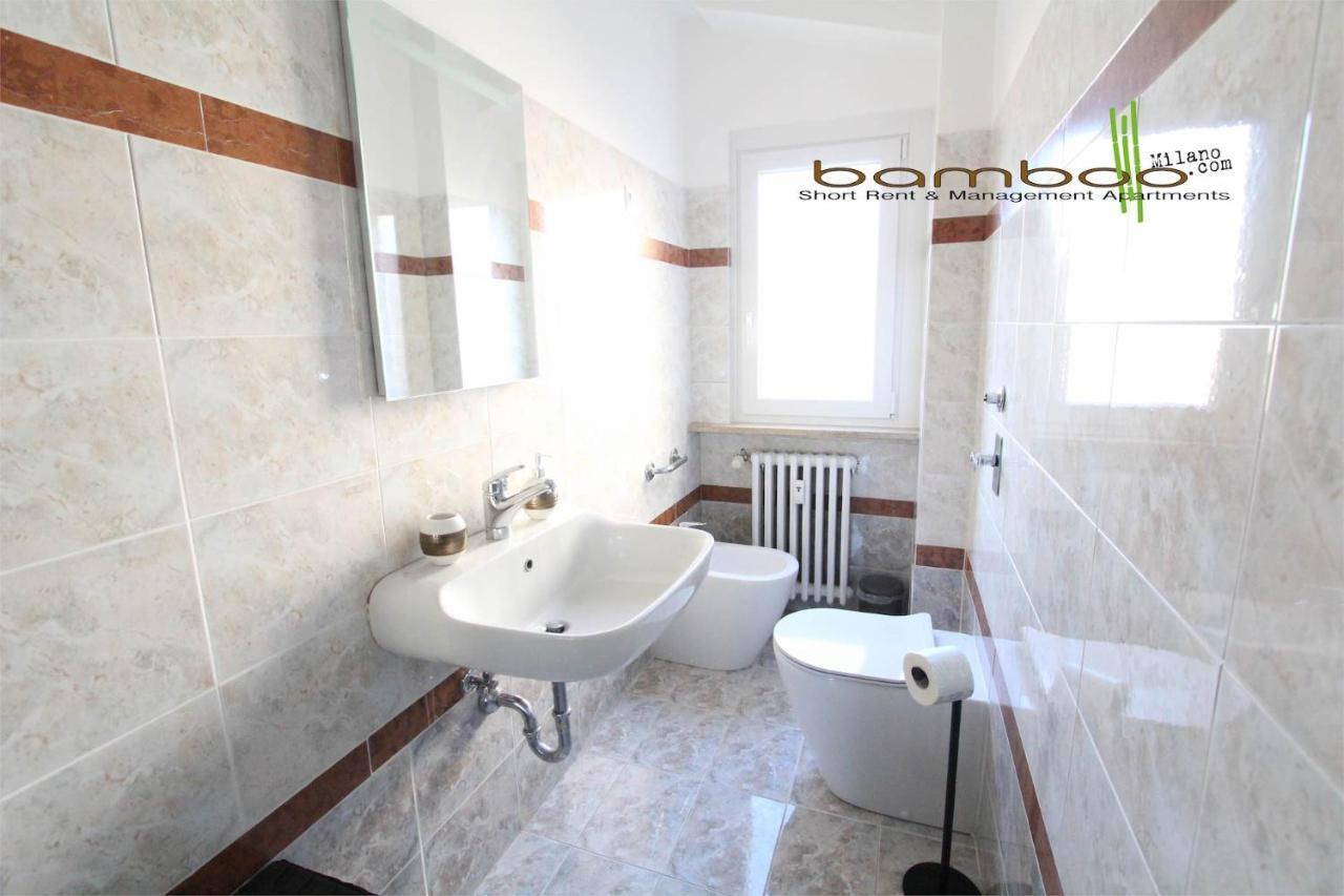 Bamboo Milano Ebro Apartment Bagian luar foto