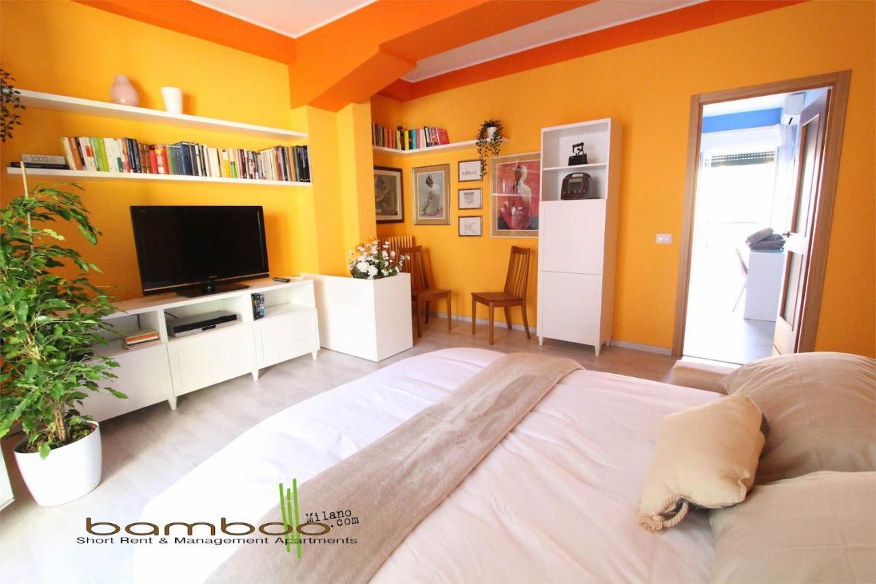 Bamboo Milano Ebro Apartment Bagian luar foto