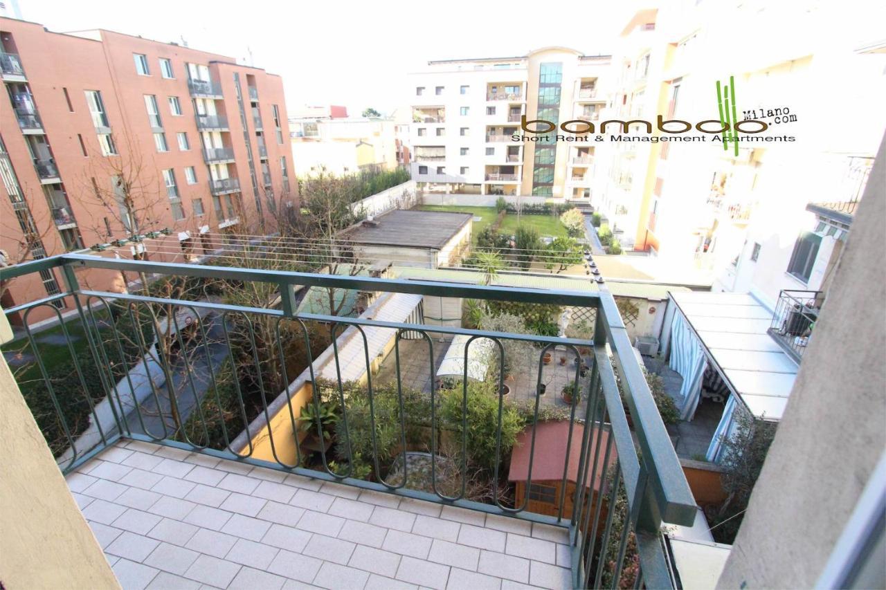 Bamboo Milano Ebro Apartment Bagian luar foto