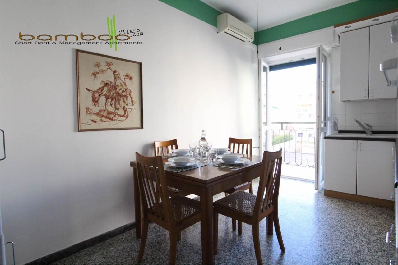 Bamboo Milano Ebro Apartment Bagian luar foto